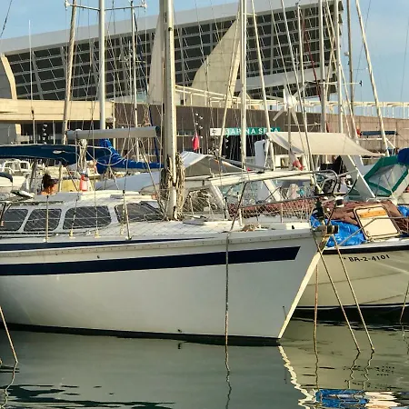 Sleep&boatsbreakfast Barcelona Sant Adrià de Besòs