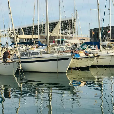 Sleep&boatsbreakfast Barcelona Hotel en barco *