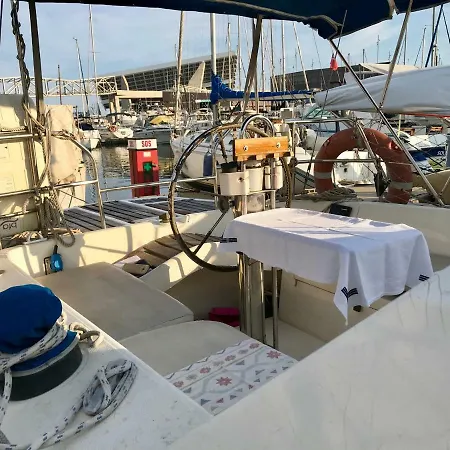 Botel Sleep & Boats Barcelona Sant Adria de Besos