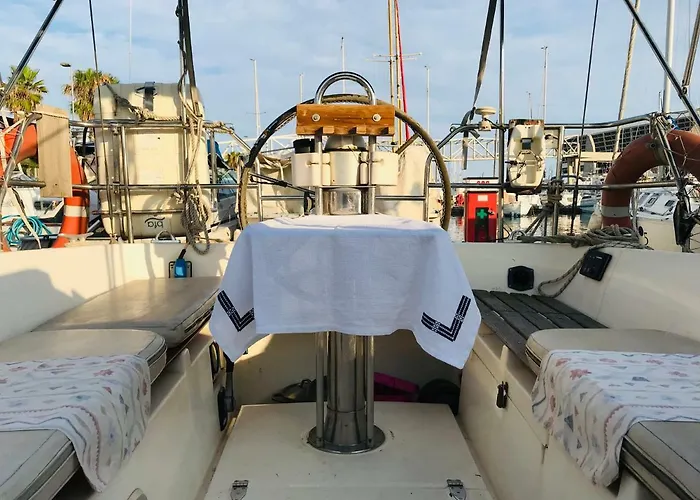 船屋 Sleep & Boats Barcelona 圣阿德里安-德贝索斯