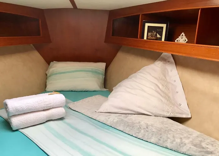 船屋 Sleep & Boats Barcelona 圣阿德里安-德贝索斯